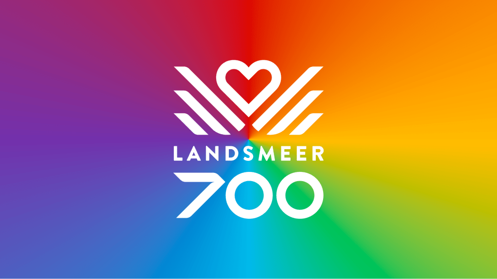 Het logo van Landsmeer 700